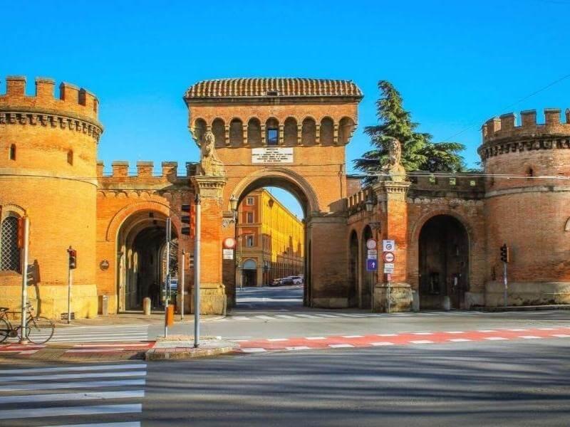 Hotel Corona D'Oro | I luoghi imperdibili di Bologna